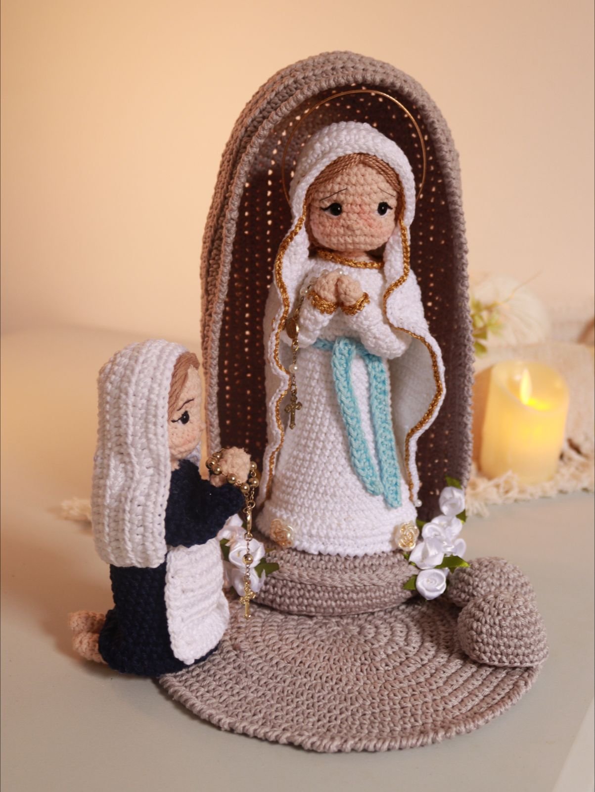 Nossa Senhora de Lourdes e Bernadette
